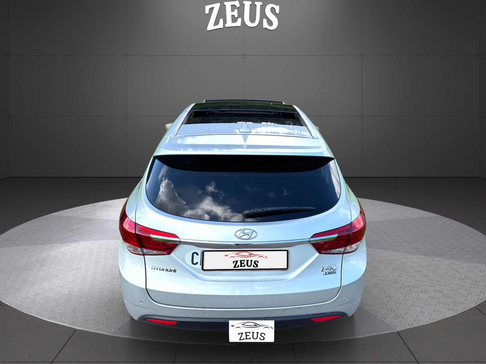 HYUNDAI i40 Wagon 1.7 CRDI Vertex Automatic, Diesel, Occasion / Utilisé, Automatique - 7