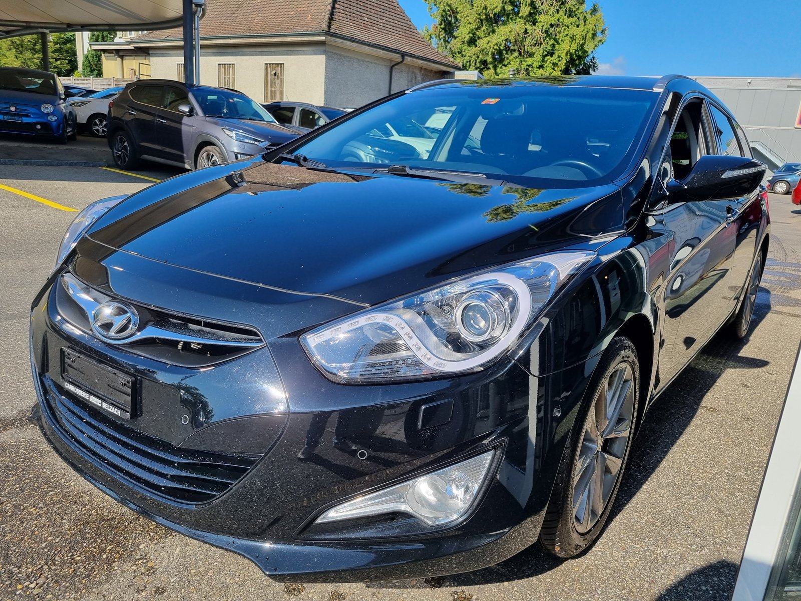 HYUNDAI i40 Wagon 1.7 CRDI Style Automatic, Diesel, Occasioni / Usate, Automatico - 3
