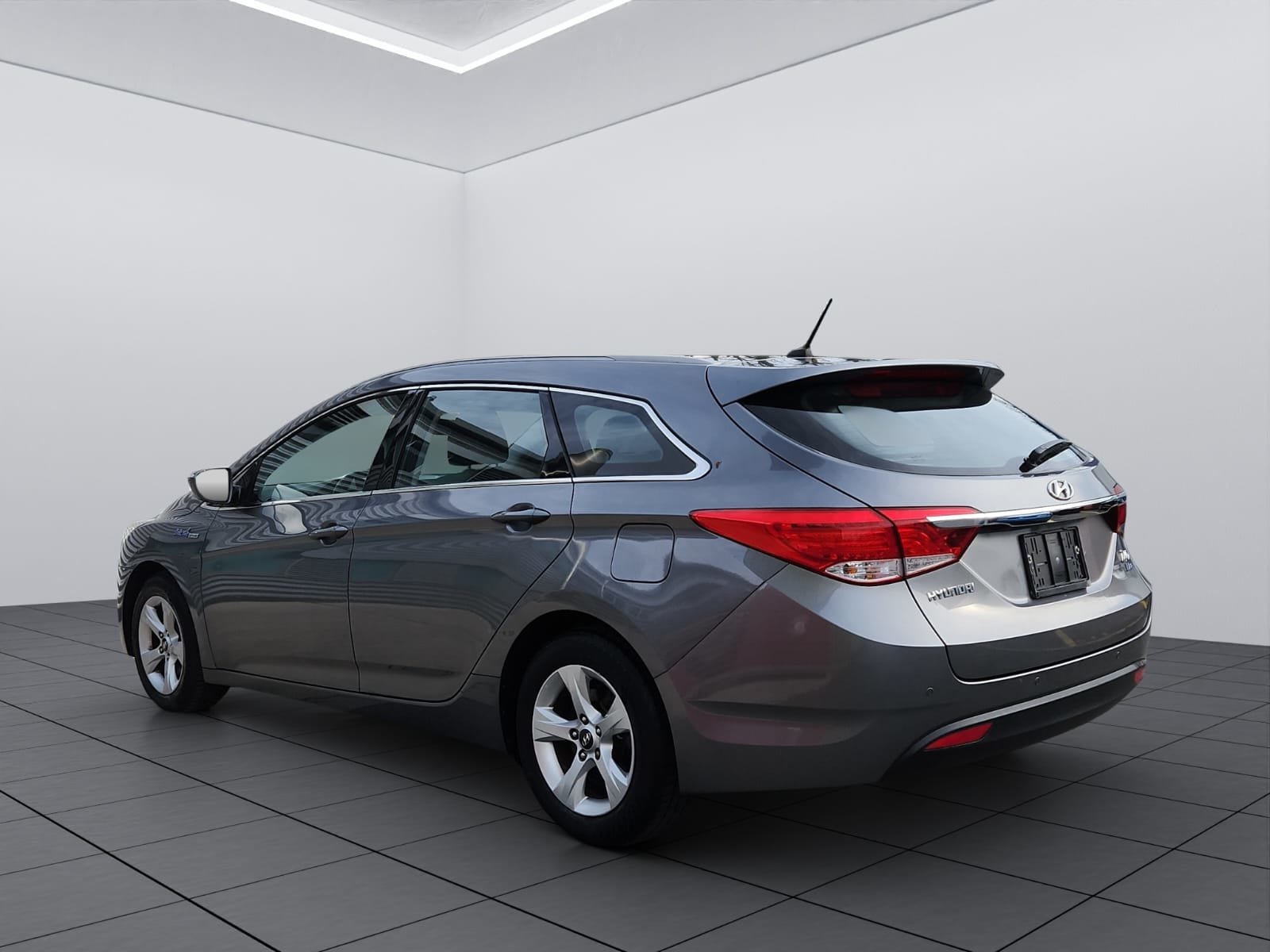 HYUNDAI i40 Wagon 1.7 CRDI ISG Comfort, Diesel, Occasion / Utilisé, Manuelle - 5