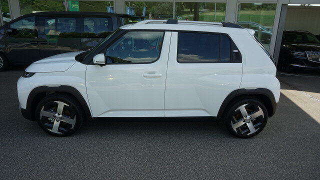 HYUNDAI Inster 49kWh Vertex, New car, Automatic - 3