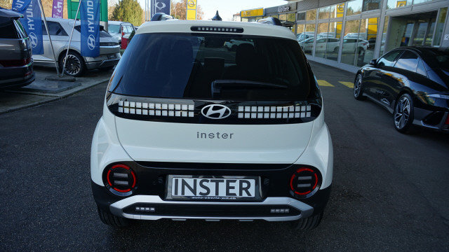 HYUNDAI Inster 49kWh Vertex, Ex-demonstrator, Automatic - 6