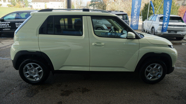 HYUNDAI Inster 49kWh Amplia, Ex-demonstrator, Automatic - 4