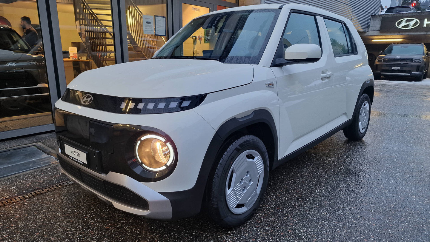 HYUNDAI INSTER