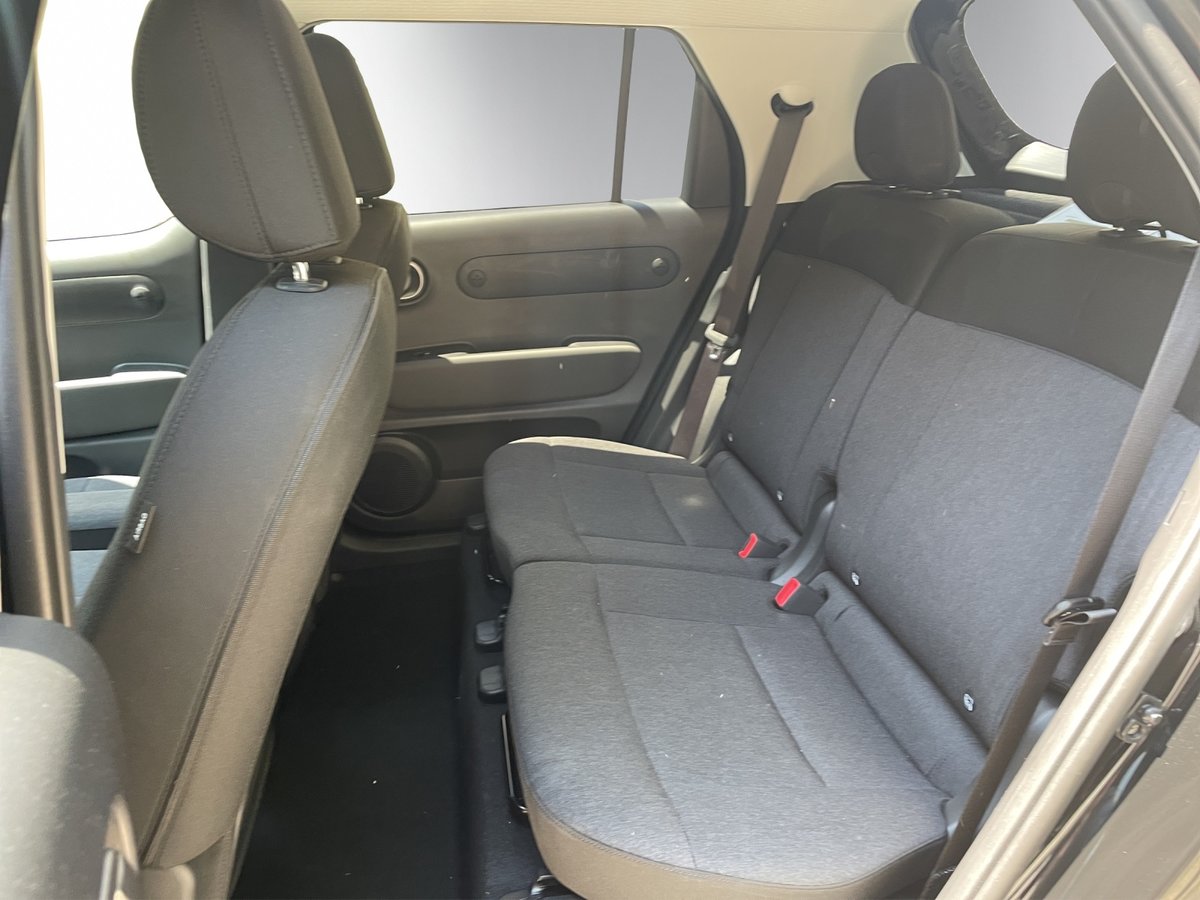 HYUNDAI Inster 49kWh Amplia, Elektro, Neuwagen, Automatik - 6