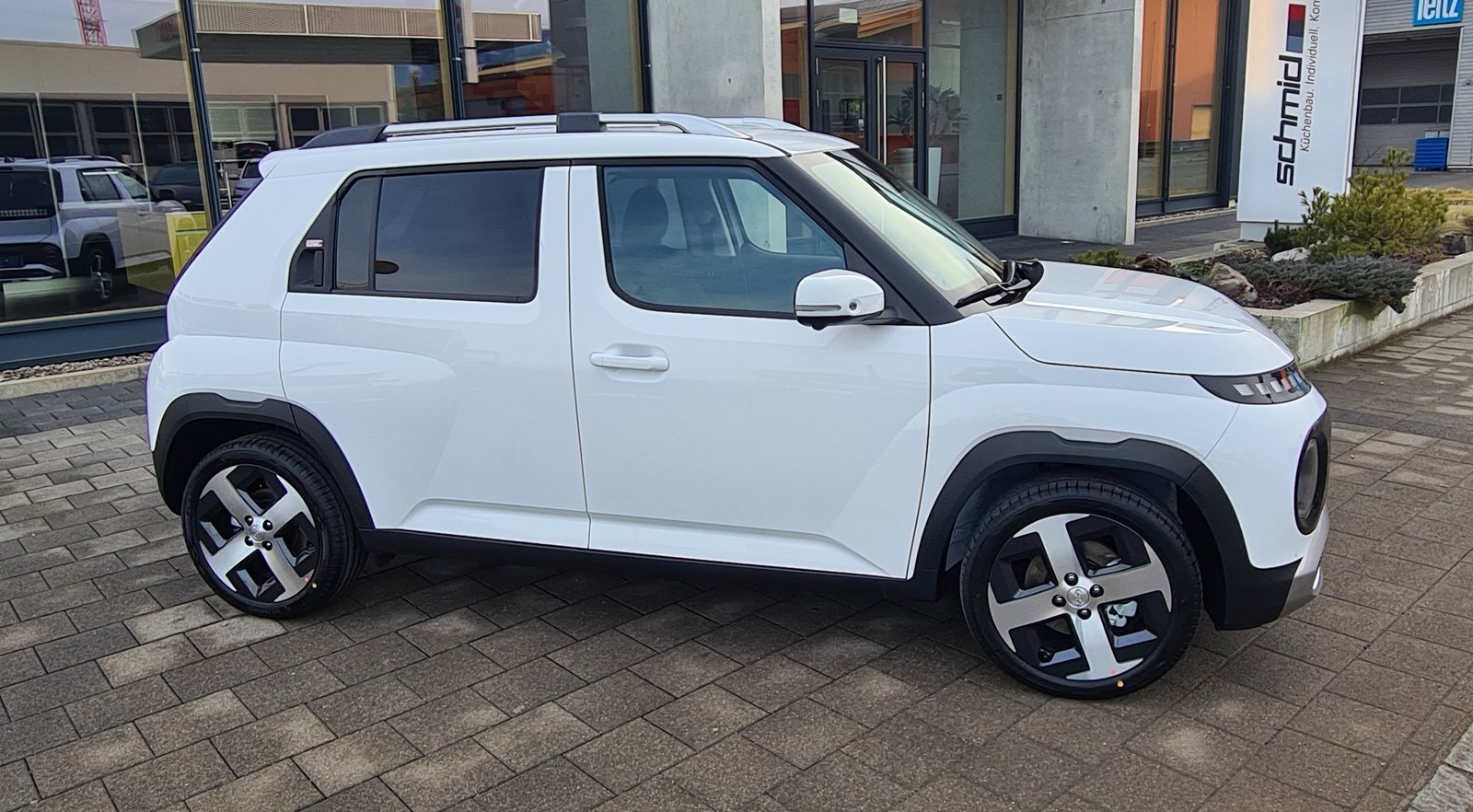 HYUNDAI Inster 49kWh Vertex, Elektro, Neuwagen, Automatik - 3