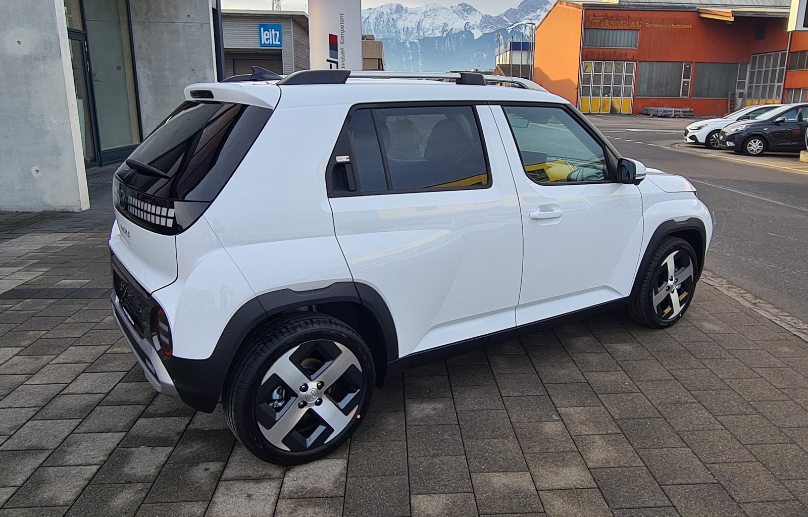 HYUNDAI Inster 49kWh Vertex, Elektro, Neuwagen, Automatik - 4