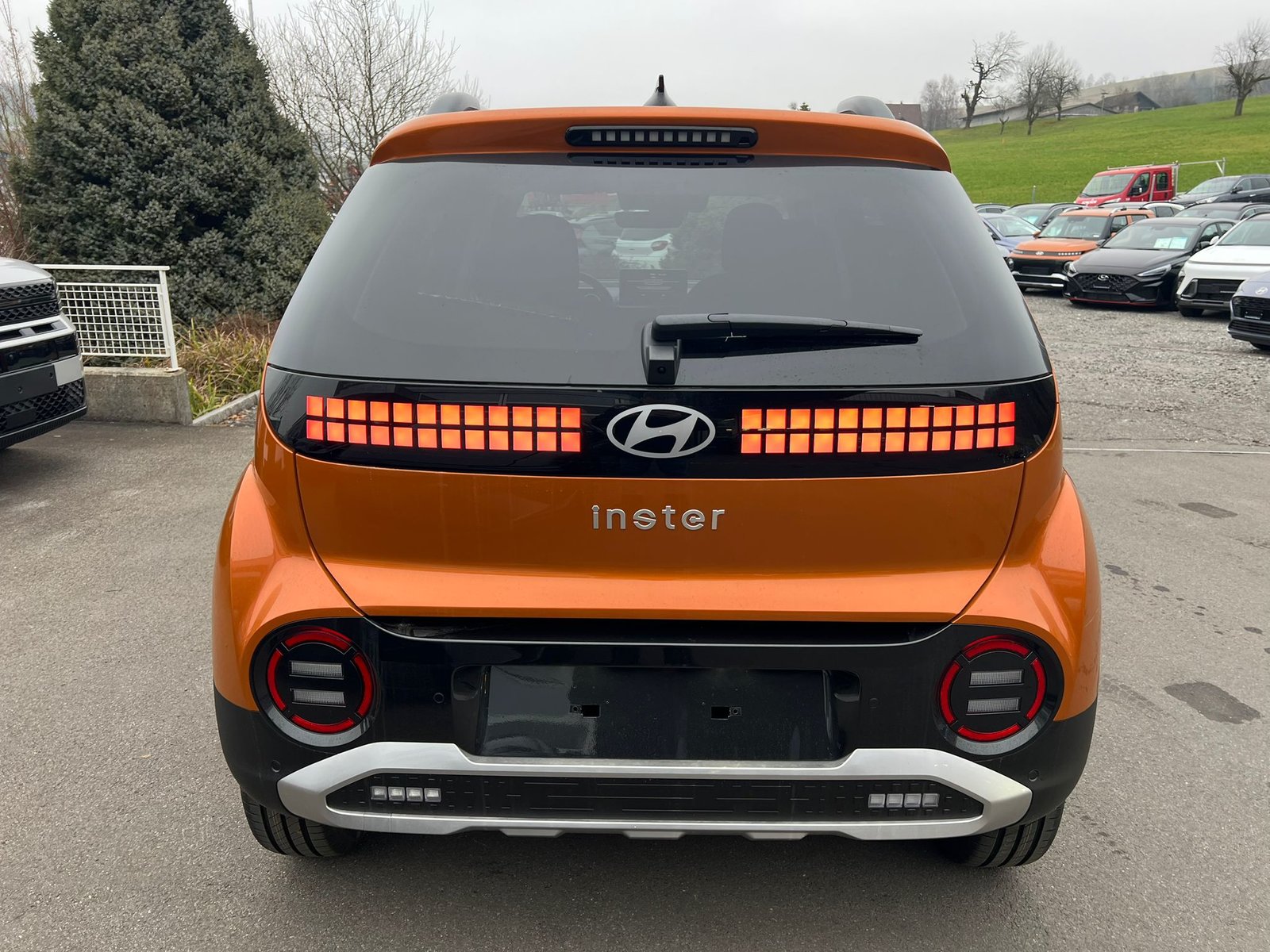 HYUNDAI Inster 49kWh Amplia, Elektro, Neuwagen, Automatik - 6