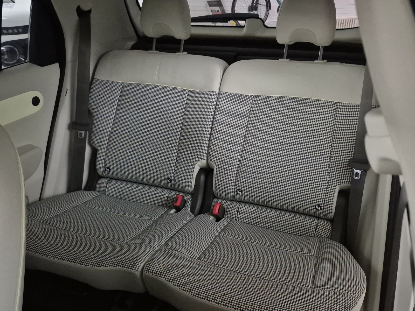 HYUNDAI Inster Electric Amplia Interior Beige, Électrique, Voiture nouvelle, Automatique - 7