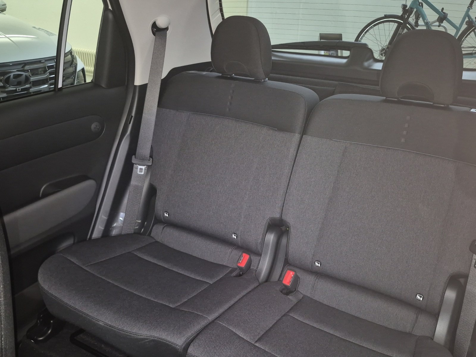 HYUNDAI Inster Electric Amplia, Elektro, Neuwagen, Automatik - 7