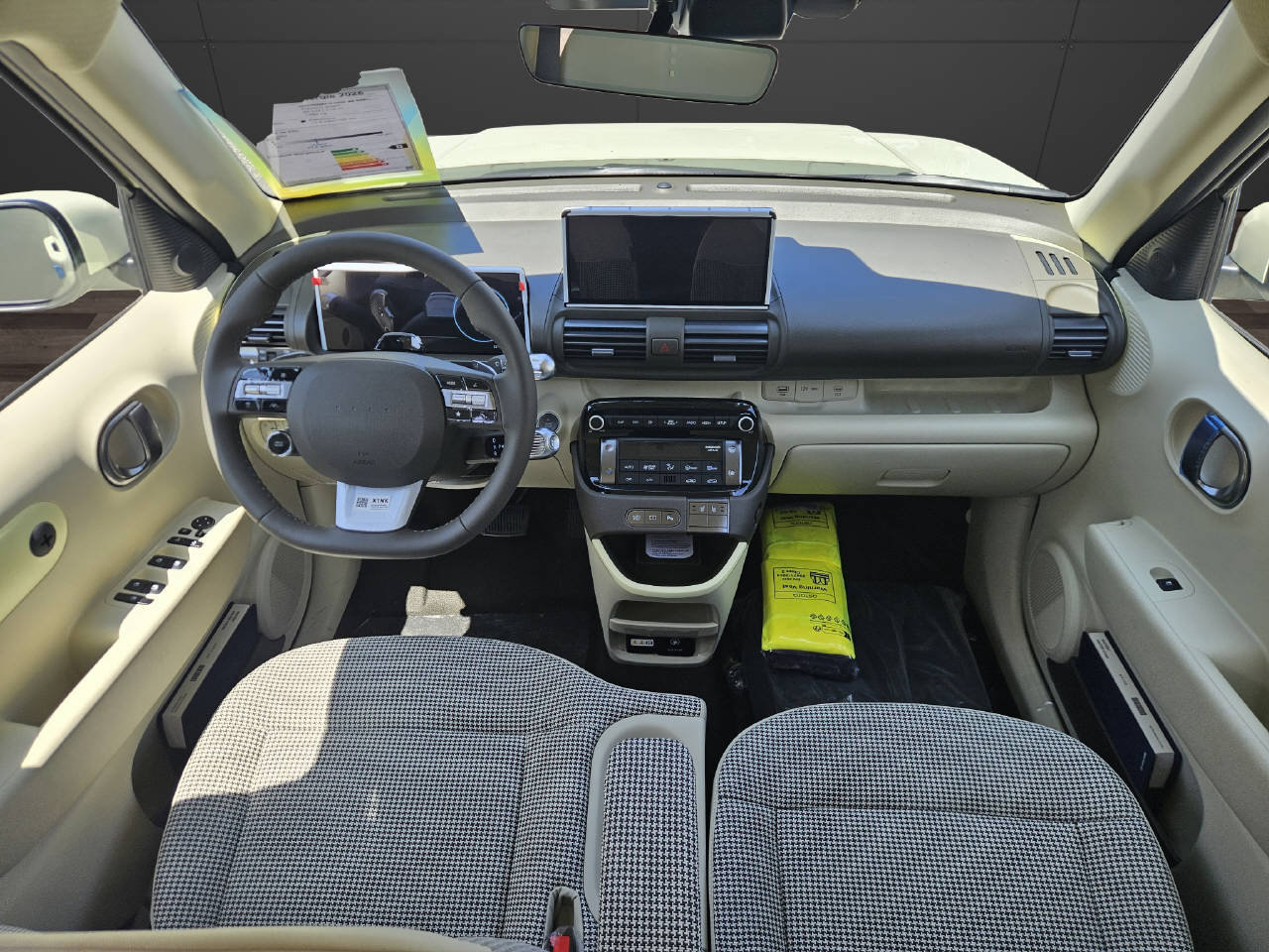 HYUNDAI Inster 49 kWh Electric Amplia, Électrique, Voiture nouvelle, Automatique - 6