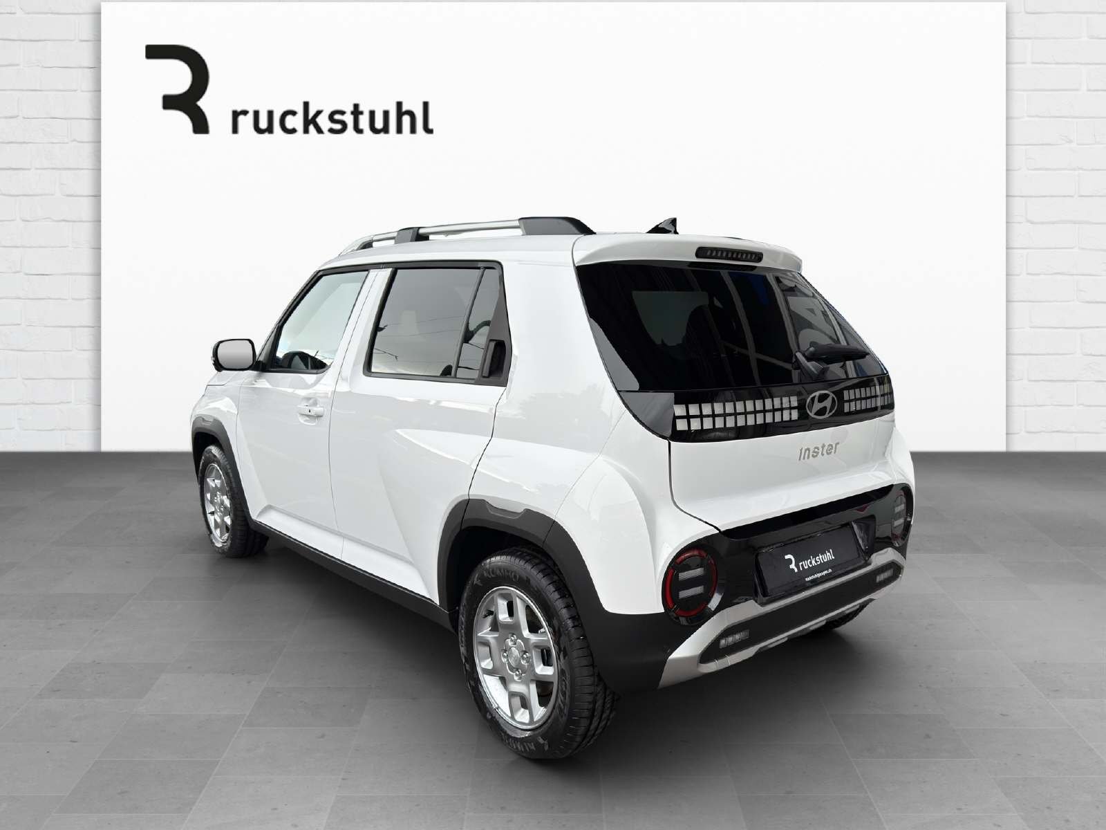 HYUNDAI Inster Electric Amplia, Electric, Ex-demonstrator, Automatic - 4