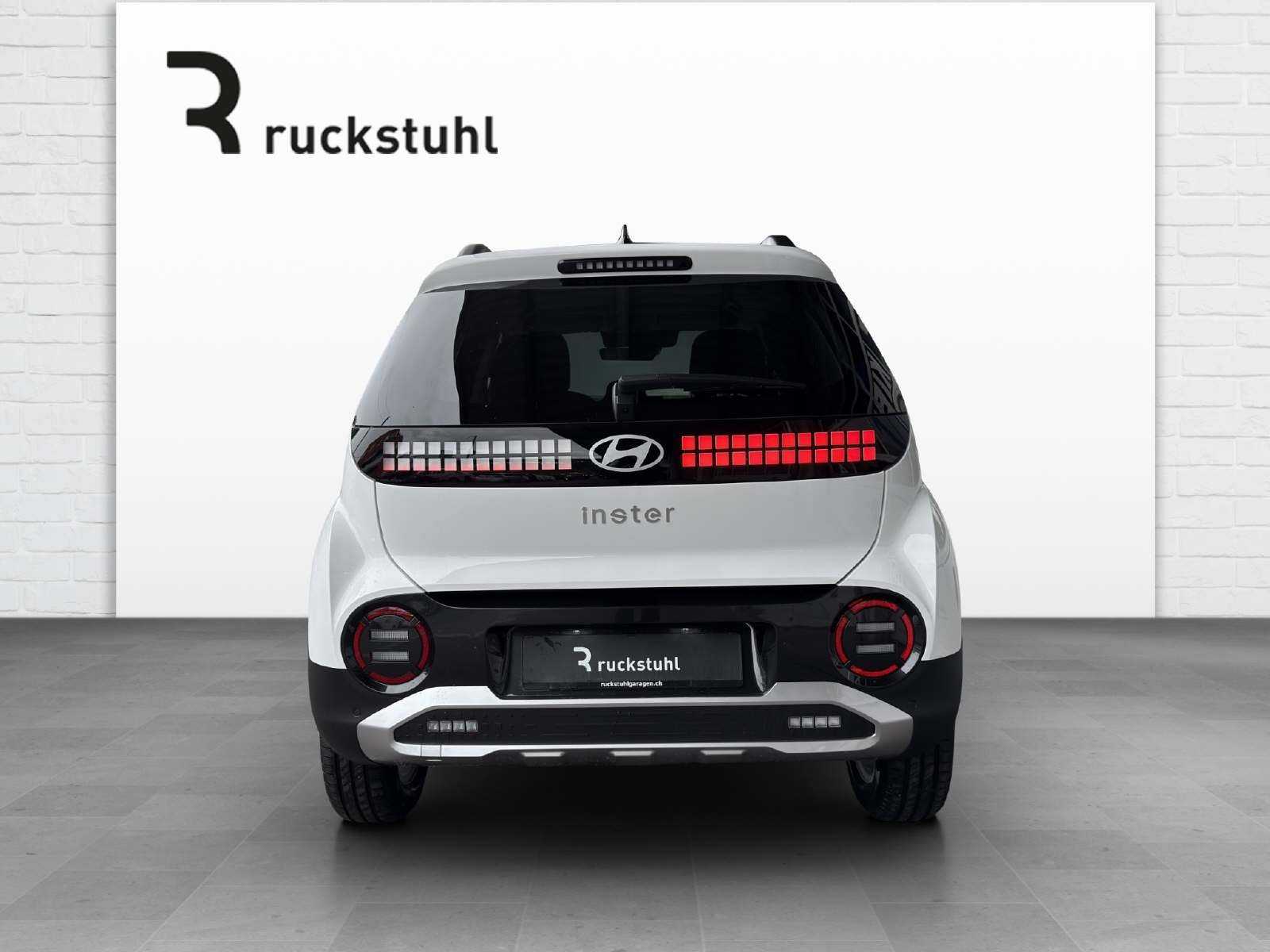 HYUNDAI Inster Electric Amplia, Electric, Ex-demonstrator, Automatic - 5