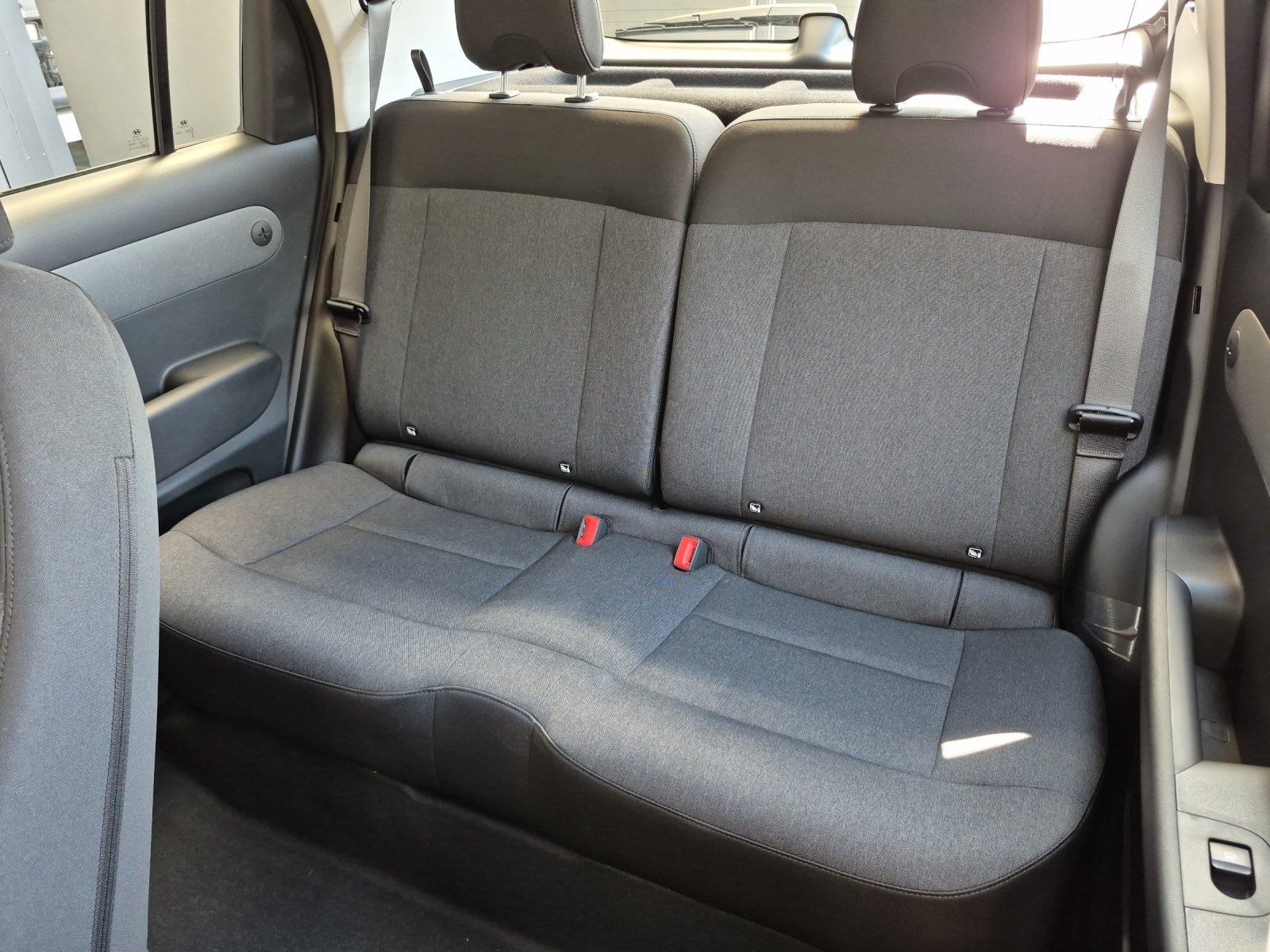 HYUNDAI Inster Electric Pica, Electric, Ex-demonstrator, Automatic - 7