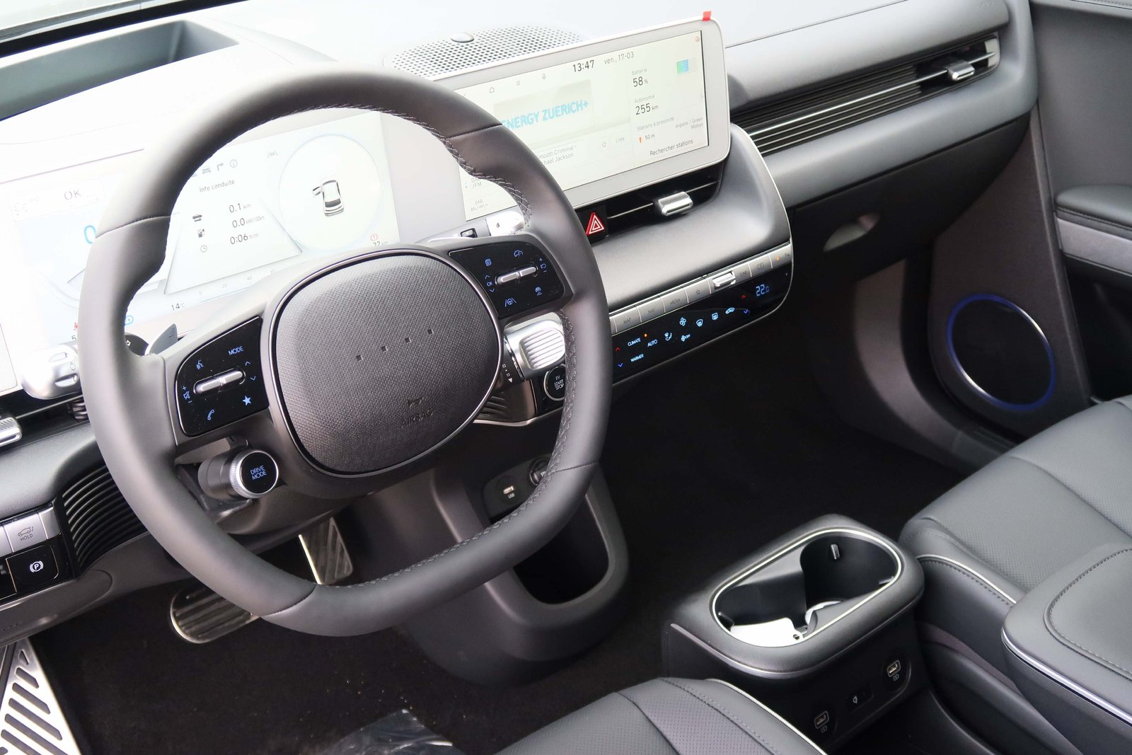 HYUNDAI Ioniq 5 Amplia 4WD 481 kms d'autonomie, Électrique, Voiture nouvelle, Automatique - 7