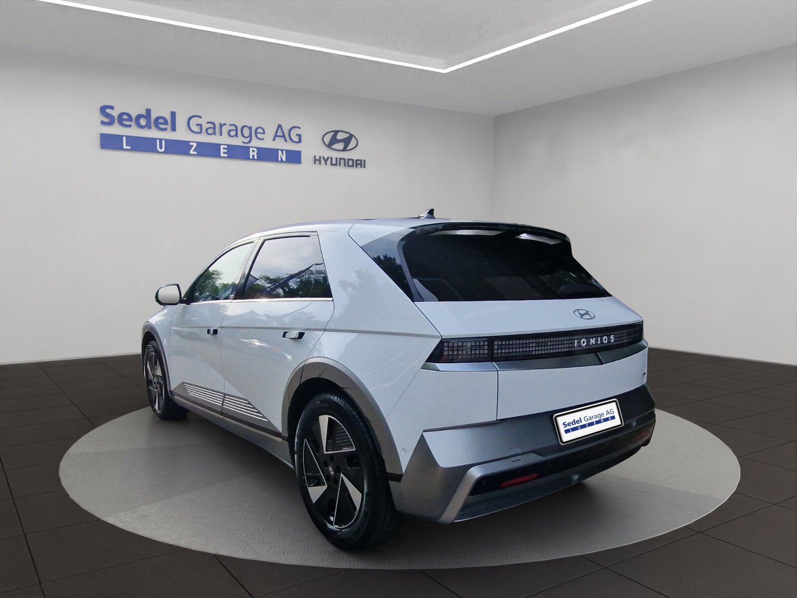 HYUNDAI Ioniq 5 84 kWh Vertex 4WD, Electric, New car, Automatic - 4