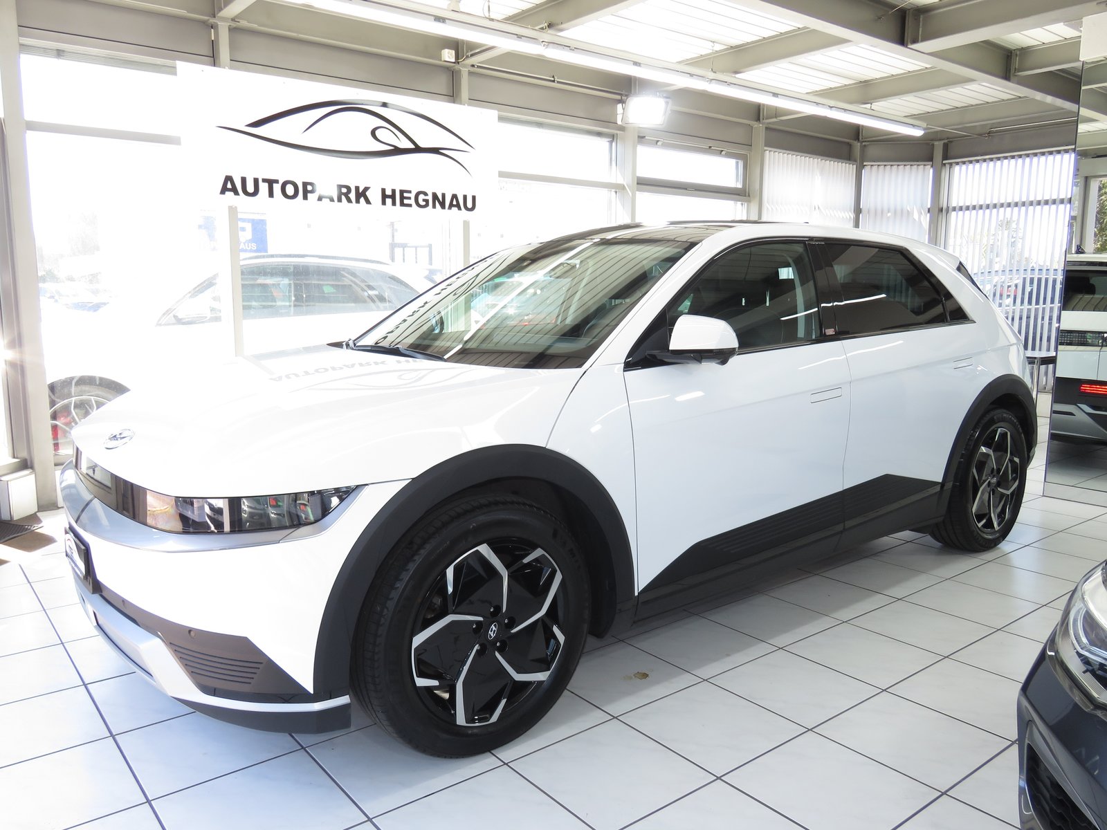 HYUNDAI Ioniq 5 77kWh Vertex 4WD Automat