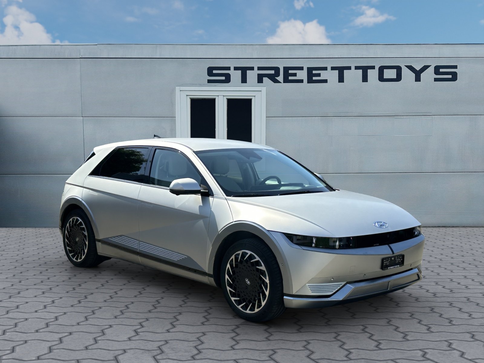 HYUNDAI Ioniq 5 72kWh Uniq Edition 4WD