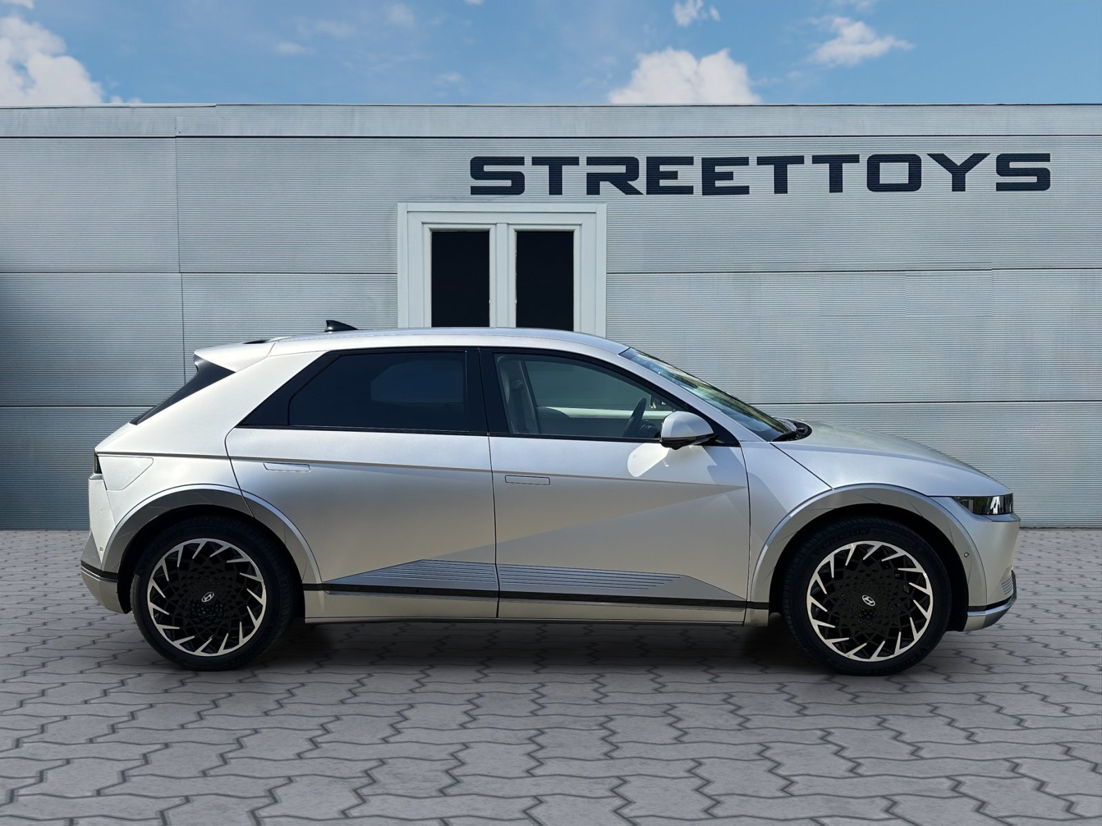HYUNDAI Ioniq 5 72kWh Uniq Edition 4WD, Elettrica, Occasioni / Usate, Automatico - 2