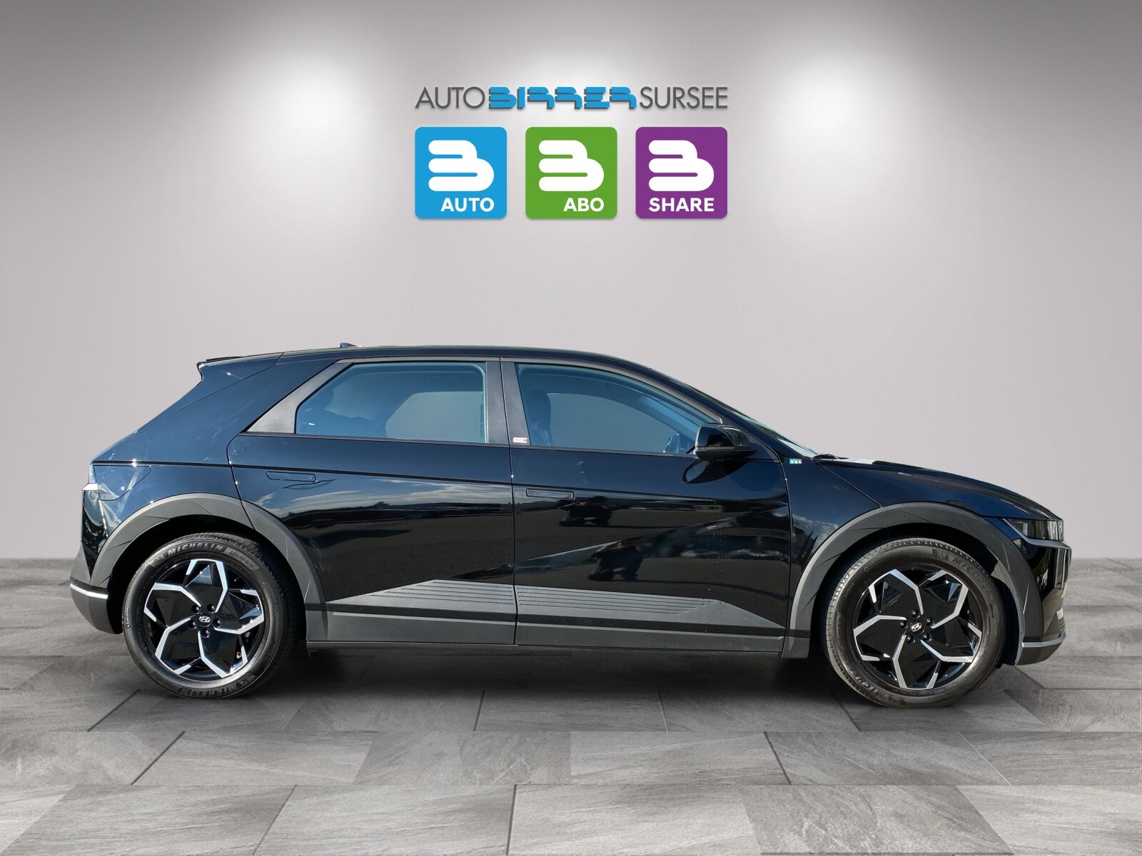 HYUNDAI Ioniq 5 Origo 4WD, Electric, Second hand / Used, Automatic - 4