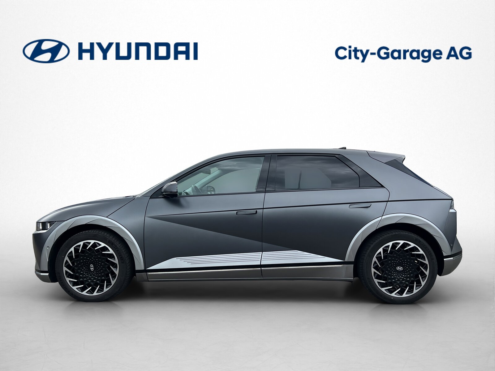 HYUNDAI Ioniq 5 72,6 kWh Vertex 4WD, Electric, Second hand / Used, Automatic - 4