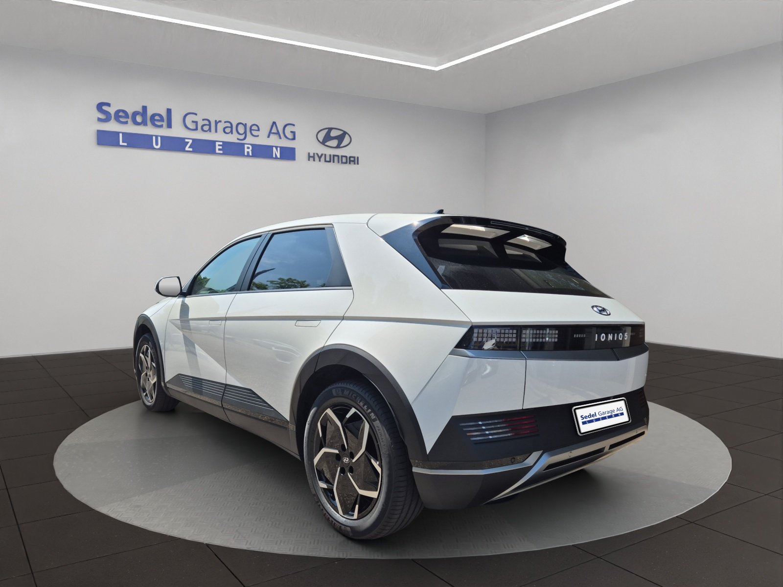 HYUNDAI Ioniq 5 Origo 4WD, Elektro, Vorführwagen, Automatik - 4