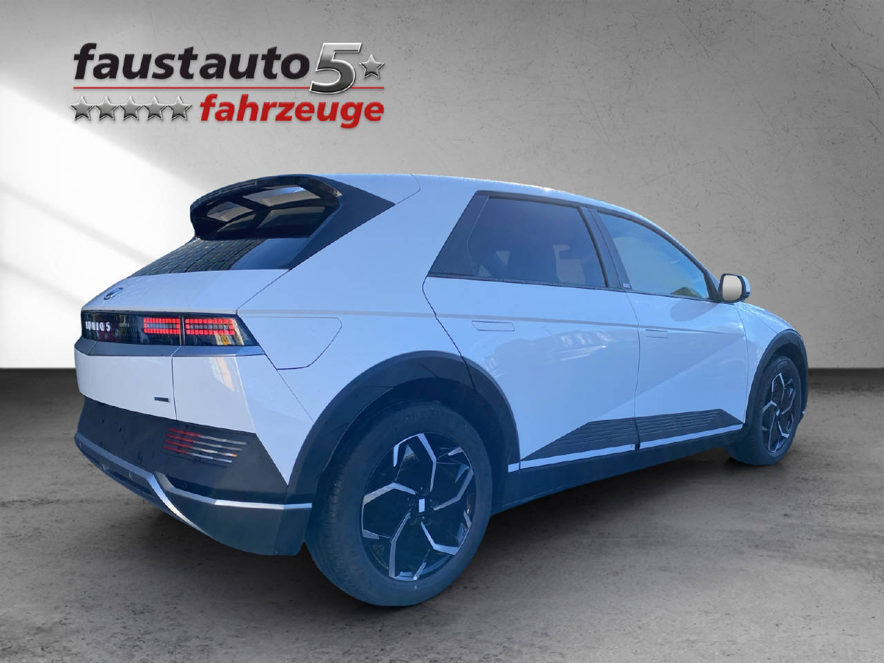 HYUNDAI Ioniq 5 Origo 4WD MY24, Electric, Ex-demonstrator, Automatic - 5