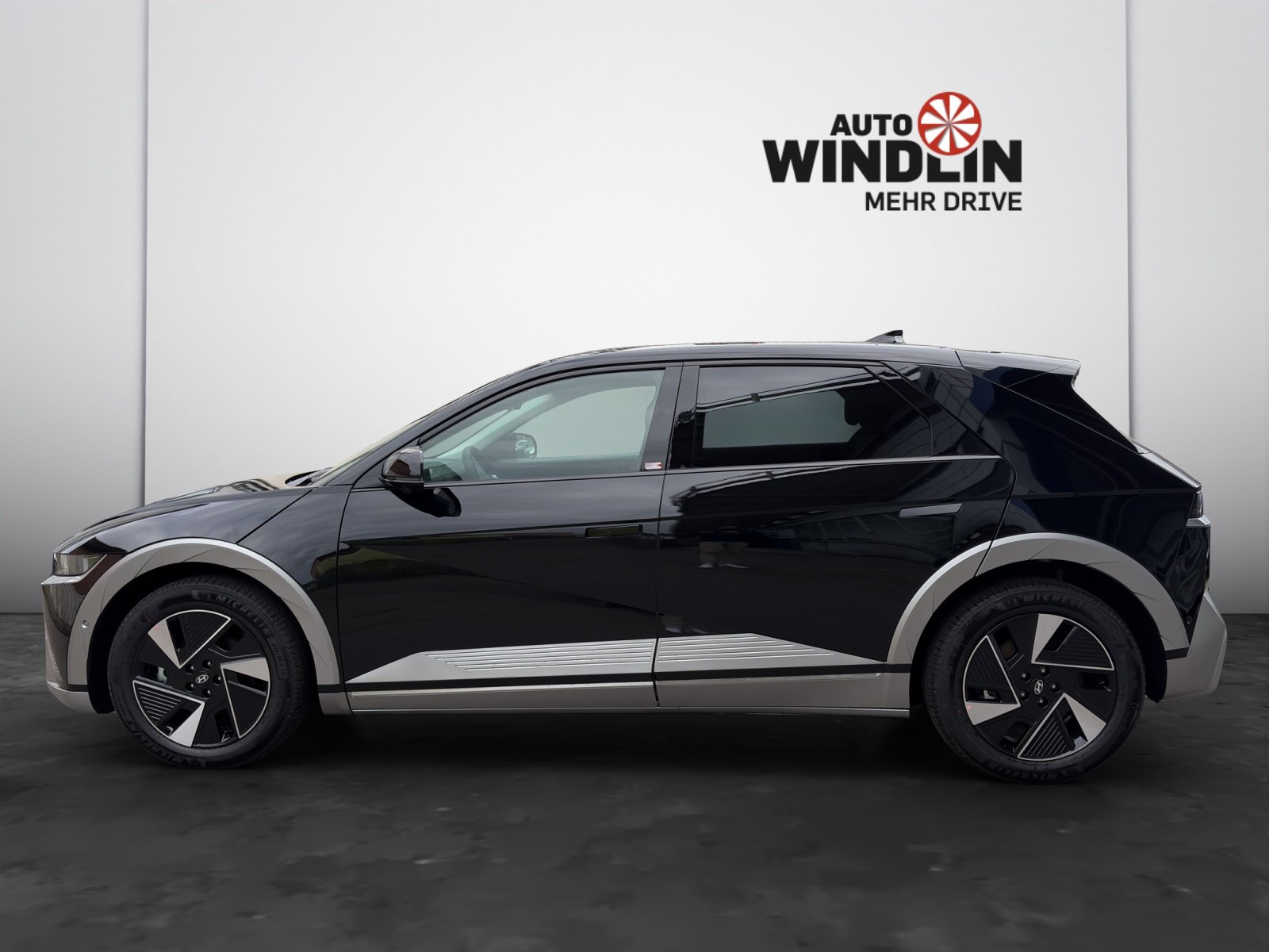 HYUNDAI Ioniq 5 Vertex 84 kWh 4WD, Elektro, Vorführwagen, Automatik - 3