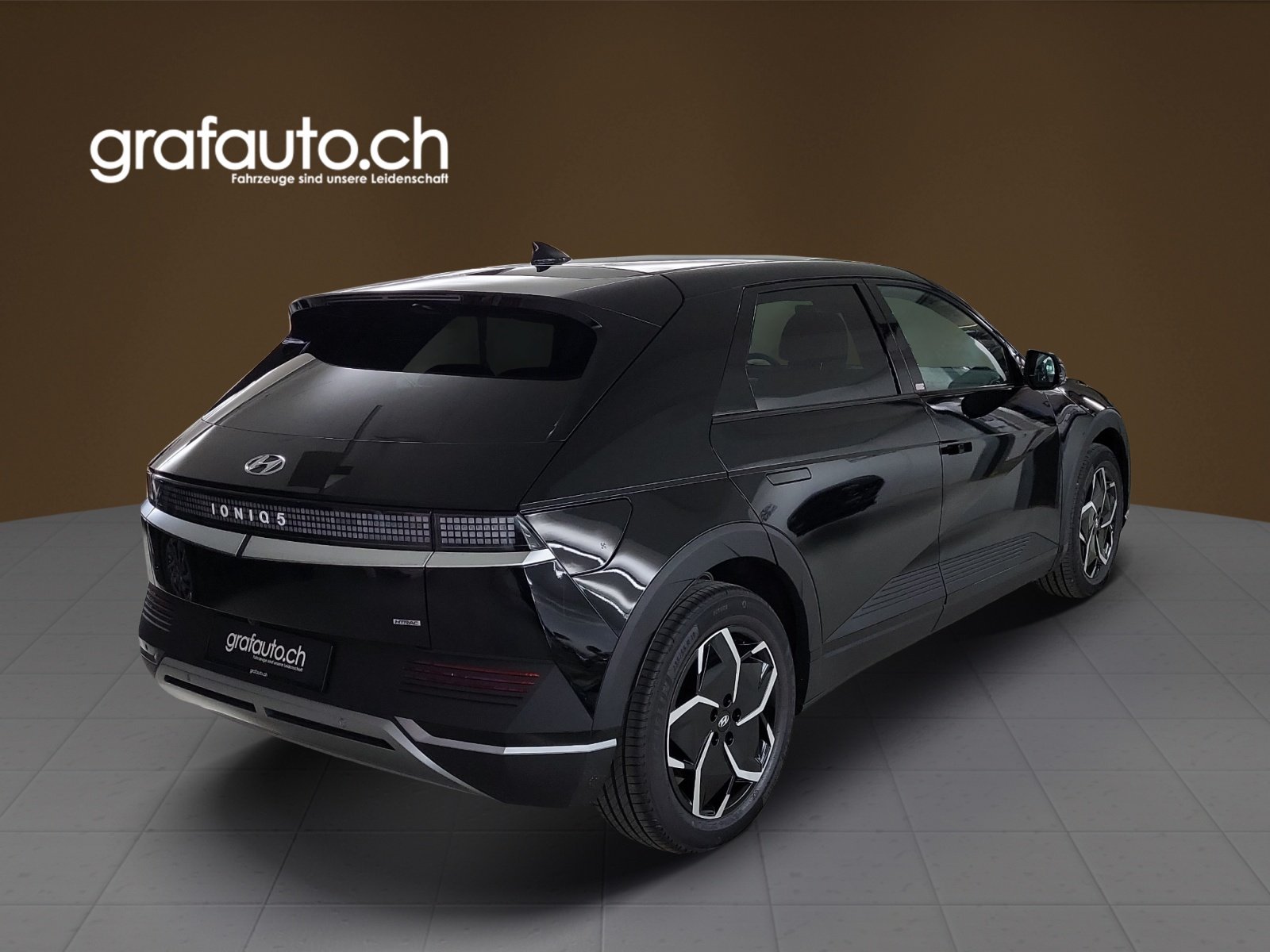 HYUNDAI Ioniq 5 Amplia 4WD, Electric, Ex-demonstrator, Automatic - 2