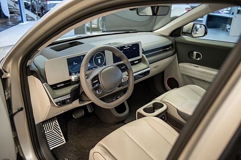 HYUNDAI Ioniq 5 Vertex 72 kWh 4WD, Elektro, Occasion / Gebraucht, Automatik - 4