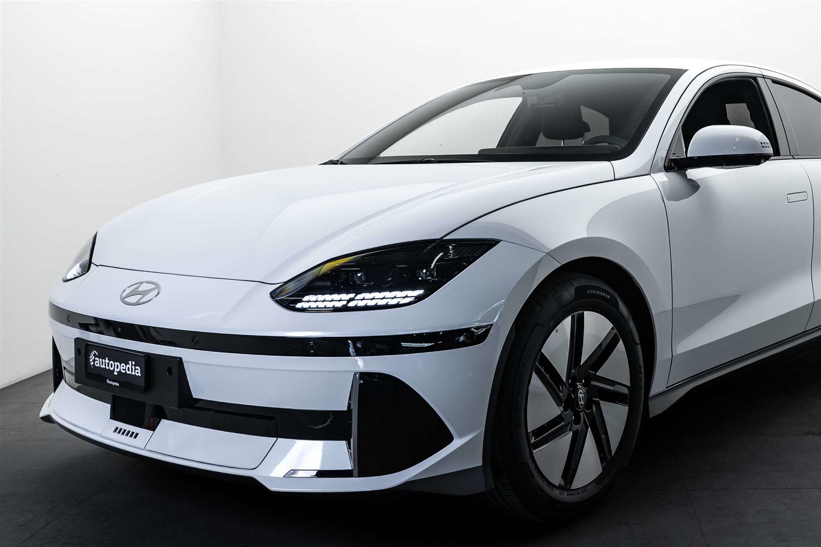 HYUNDAI Ioniq 6 77kWh Plus Line 325PS 4WD Automat, Elettrica, Auto nuove, Automatico - 2