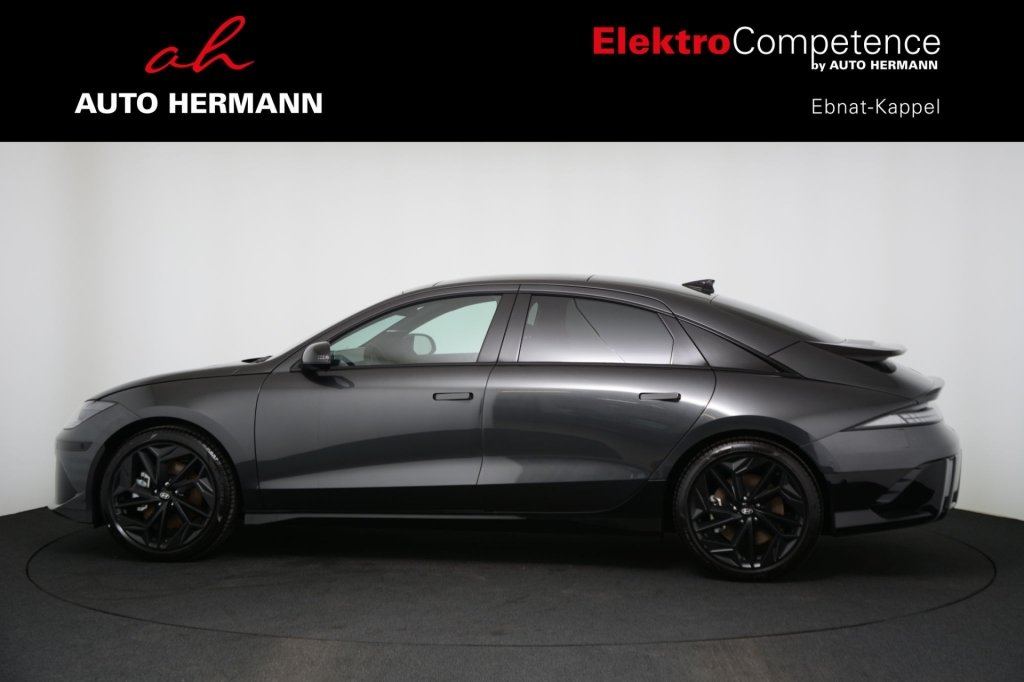 HYUNDAI Ioniq 6 Black Edition 4WD *Glasdach*, Électrique, Voiture nouvelle, Automatique - 4
