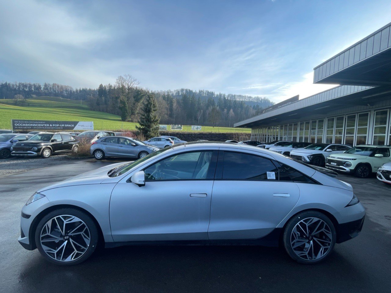 HYUNDAI Ioniq 6 77kWh Launch Edition 4WD, Elektro, Occasion / Gebraucht, Automatik - 5