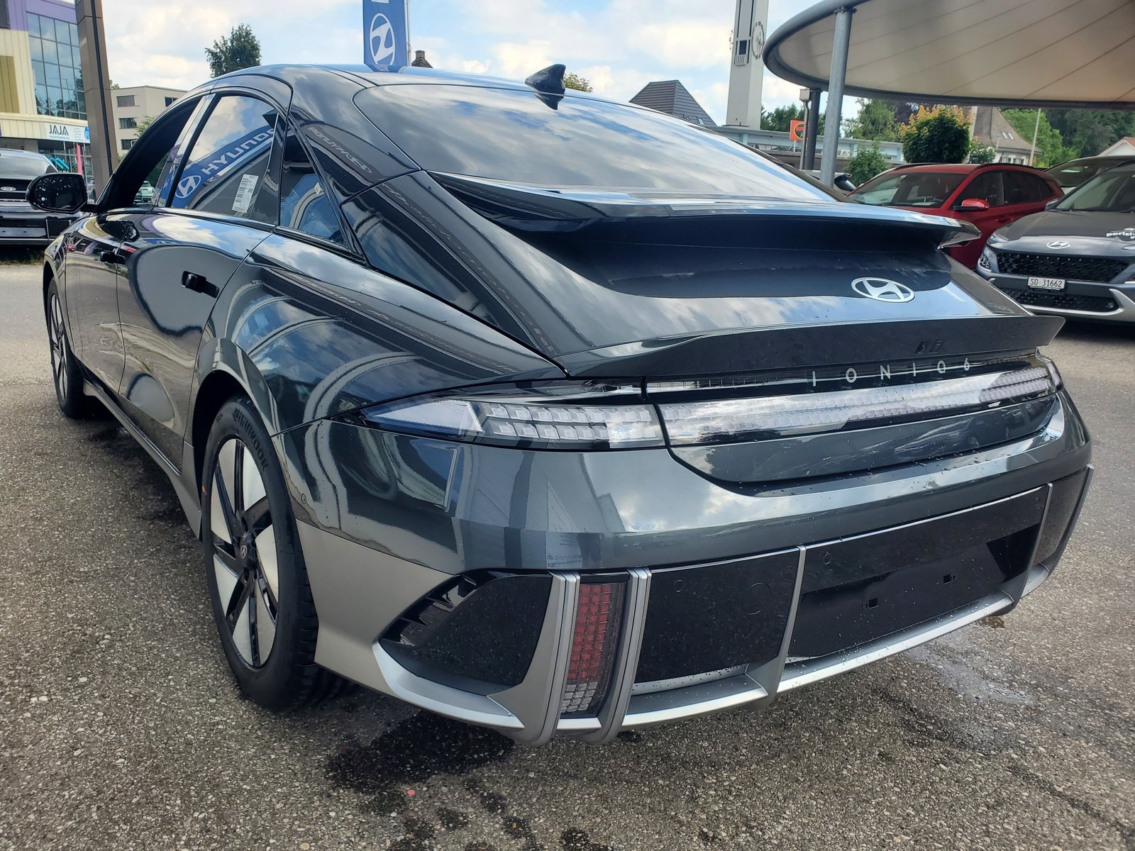 HYUNDAI Ioniq 6 77kWh Launch Edition 4WD, Electric, Second hand / Used, Automatic - 7