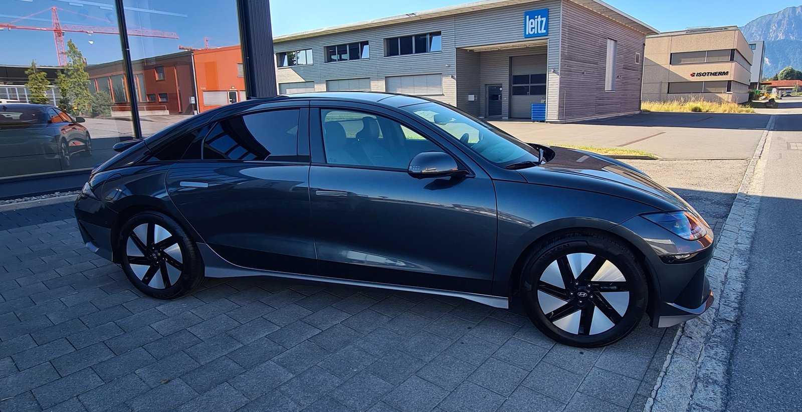 HYUNDAI Ioniq 6 77kWh Launch Edition 2WD, Electric, Second hand / Used, Automatic - 3
