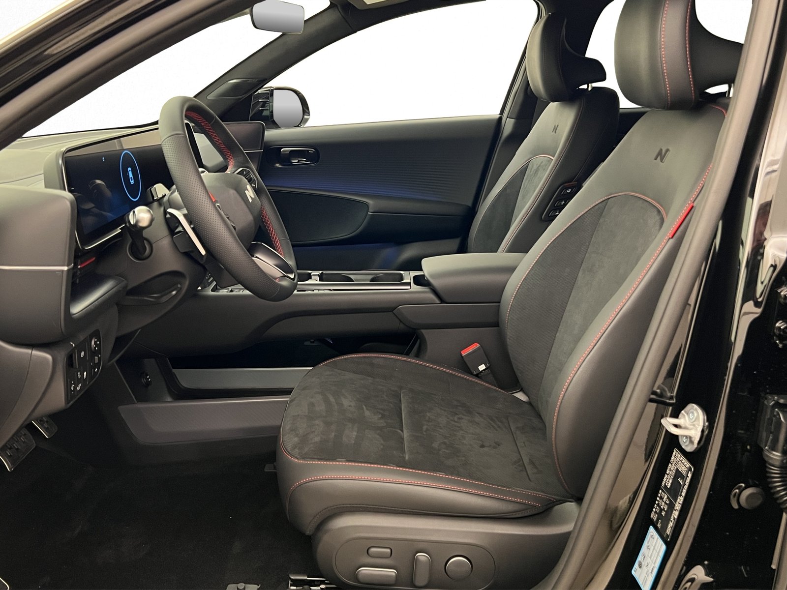HYUNDAI Ioniq 6 N Line 84 kWh Sunroof, Electric, Ex-demonstrator, Automatic - 5