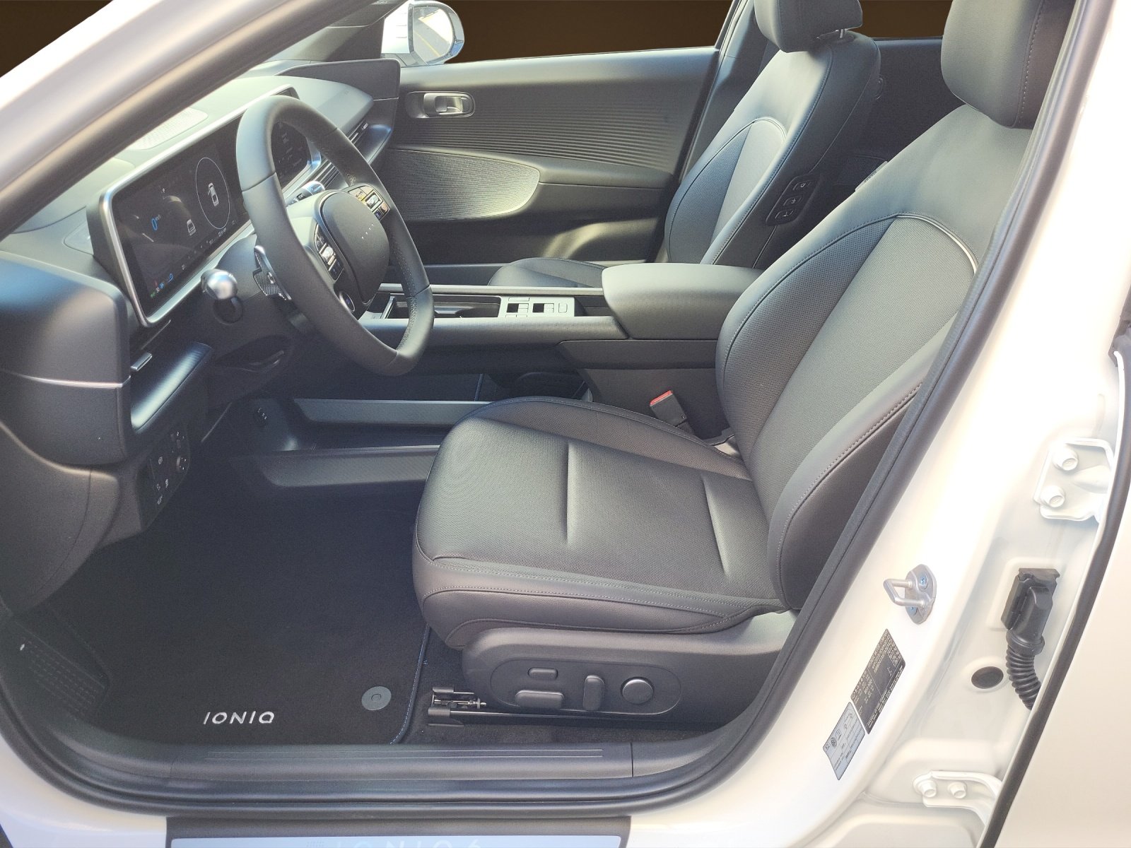 HYUNDAI Ioniq 6 Launch Edition 2 WD, Électrique, Voiture de démonstration, Automatique - 6