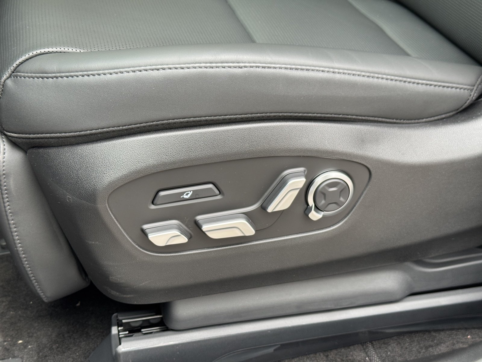 HYUNDAI Ioniq 9 Vertex Calligraphy 4WD Performace 6Pl., Elettrica, Auto nuove, Automatico - 7