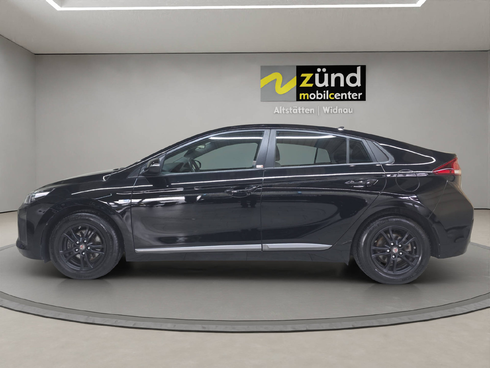 HYUNDAI Ioniq 1.6 GDi HEV Launch Plus, Voll-Hybrid Benzin/Elektro, Occasion / Gebraucht, Automatik - 2