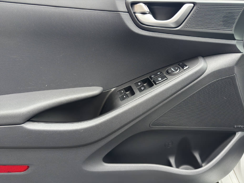 HYUNDAI Ioniq 1.6 GDi Launch DCT, Hybride Intégral Essence/Électricité, Occasion / Utilisé, Automatique - 3