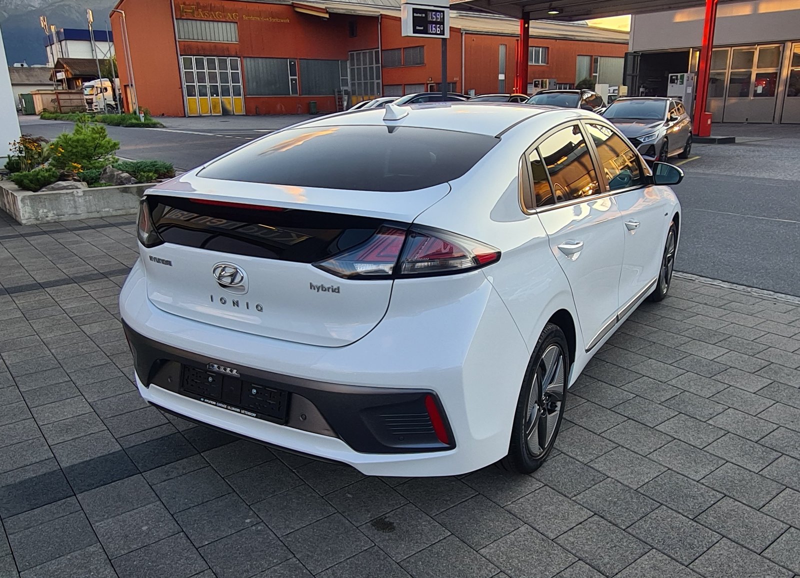 HYUNDAI Ioniq 1.6 GDi HEV Vertex DCT, Voll-Hybrid Benzin/Elektro, Occasion / Gebraucht, Automatik - 5
