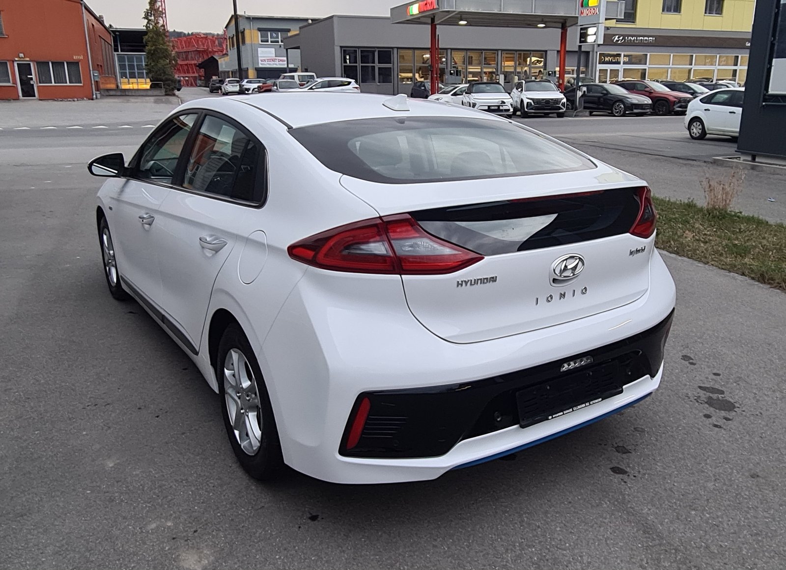 HYUNDAI Ioniq 1.6 GDi HEV Launch Plus DCT, Full-Hybrid Petrol/Electric, Second hand / Used, Automatic - 6