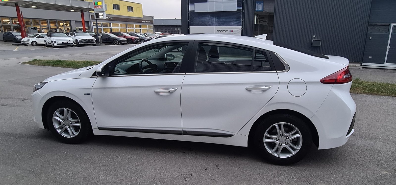 HYUNDAI Ioniq 1.6 GDi HEV Launch Plus DCT, Full-Hybrid Petrol/Electric, Second hand / Used, Automatic - 7