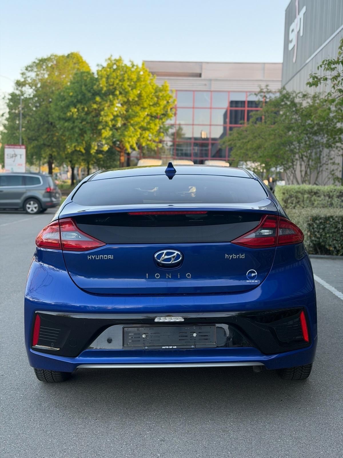 HYUNDAI Ioniq 1.6 GDi HEV Vertex DCT, Hybride Intégral Essence/Électricité, Occasion / Utilisé, Automatique - 5