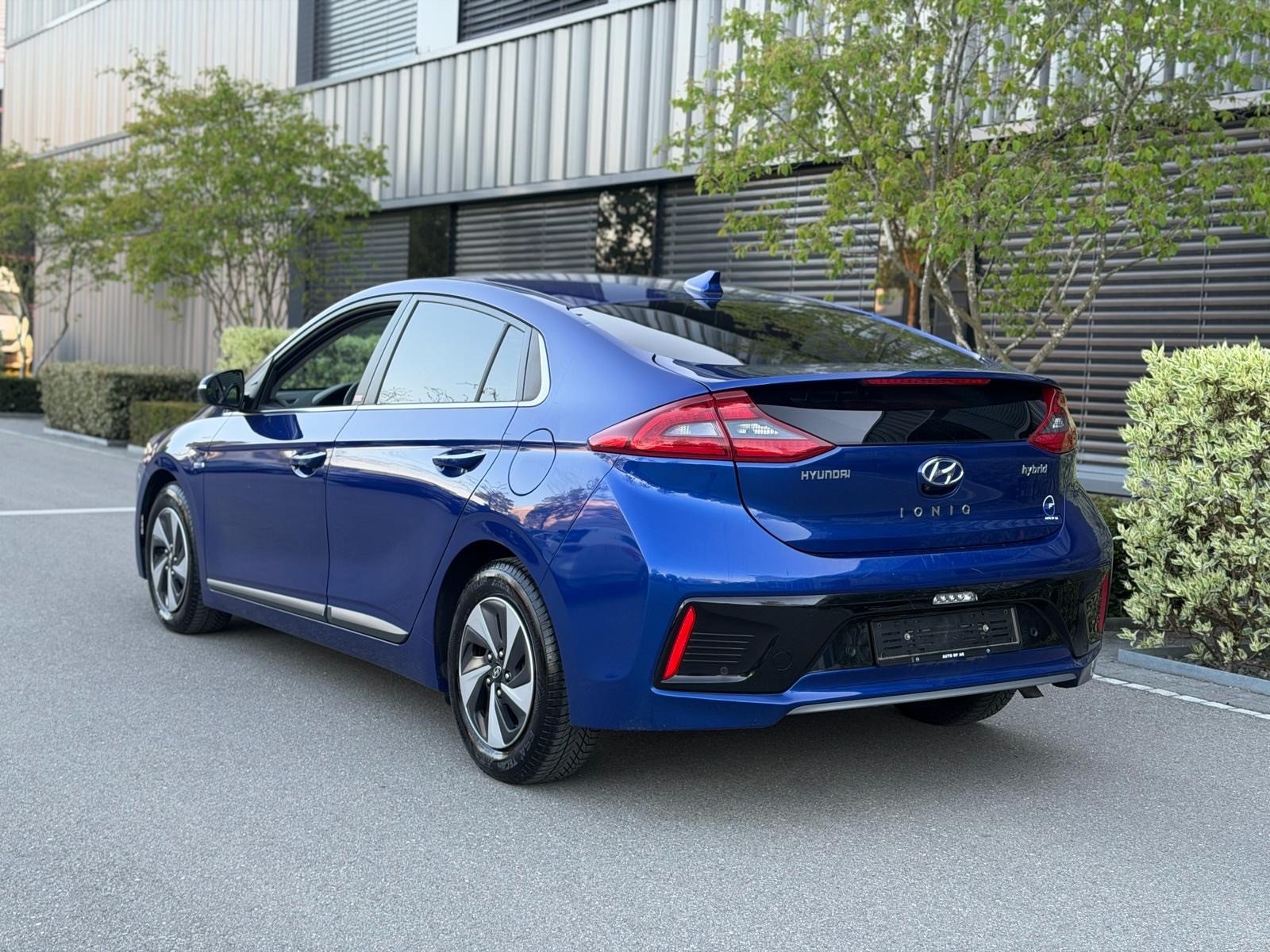 HYUNDAI Ioniq 1.6 GDi HEV Vertex DCT, Hybride Intégral Essence/Électricité, Occasion / Utilisé, Automatique - 7