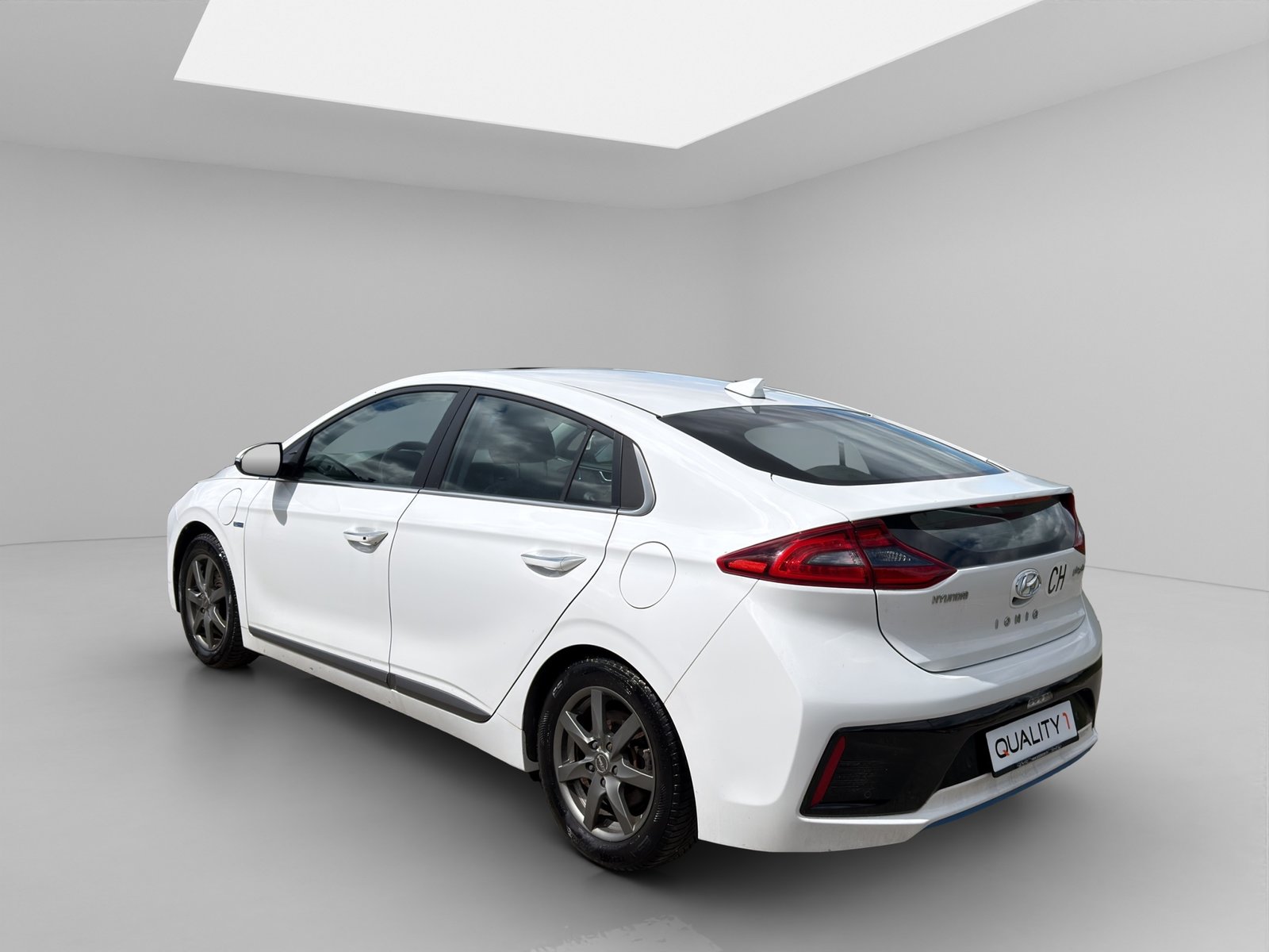 HYUNDAI Ioniq 1.6 GDi Plug in Hybrid Launch Plus DCT, Plug-in-Hybrid Benzin/Elektro, Occasion / Gebraucht, Automatik - 3