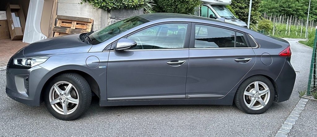 HYUNDAI IONIQ 1.6 GDi Plug-in Vertex, Hybride Rechargeable Essence/Électricité, Occasion / Utilisé, Automatique - 2