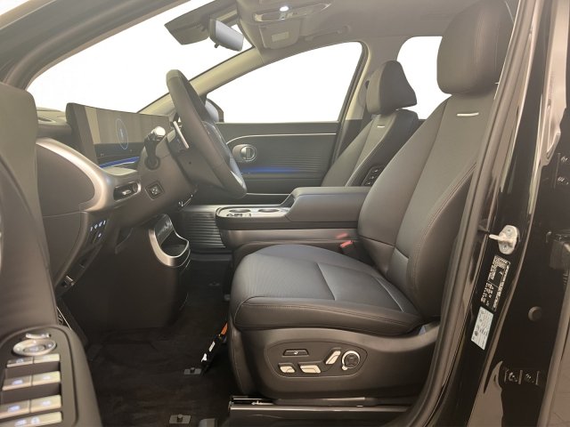 HYUNDAI Ioniq 9 Vertex 4WD, Electric, Ex-demonstrator, Automatic - 5
