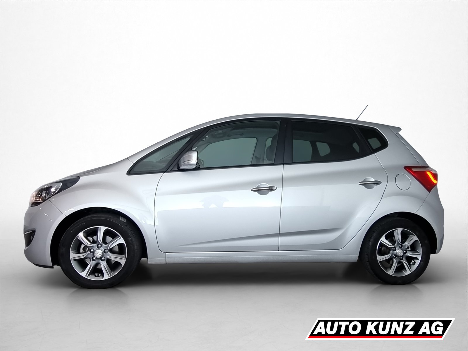 HYUNDAI ix20 1.6 Vertex, Benzin, Occasion / Gebraucht, Automatik - 3