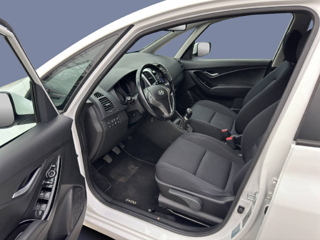 HYUNDAI ix20 1.6 Amplia, Benzin, Occasion / Gebraucht, Handschaltung - 6
