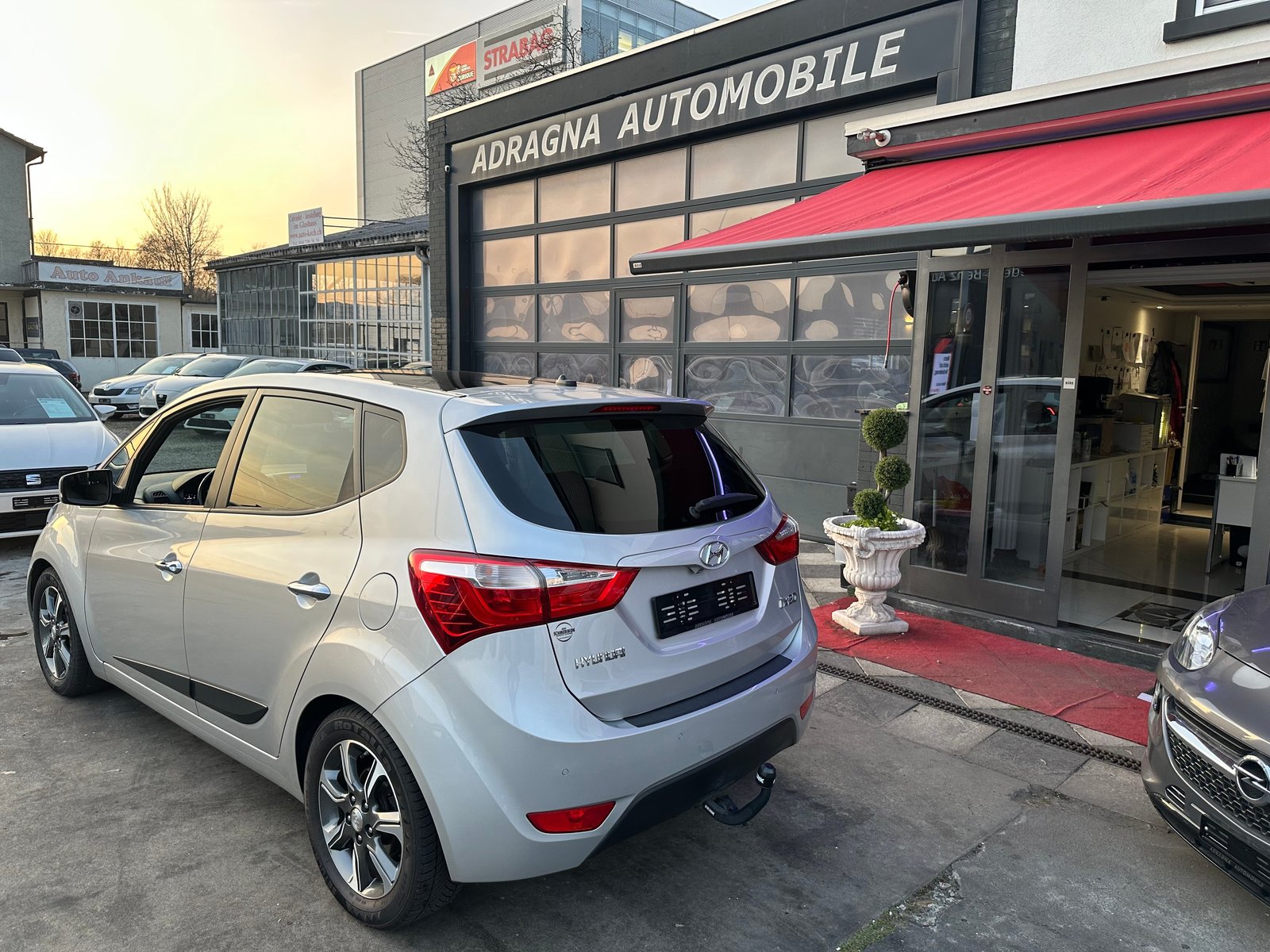 HYUNDAI iX20 1.6 Vertex Automatic, Benzin, Occasion / Gebraucht, Automatik - 5